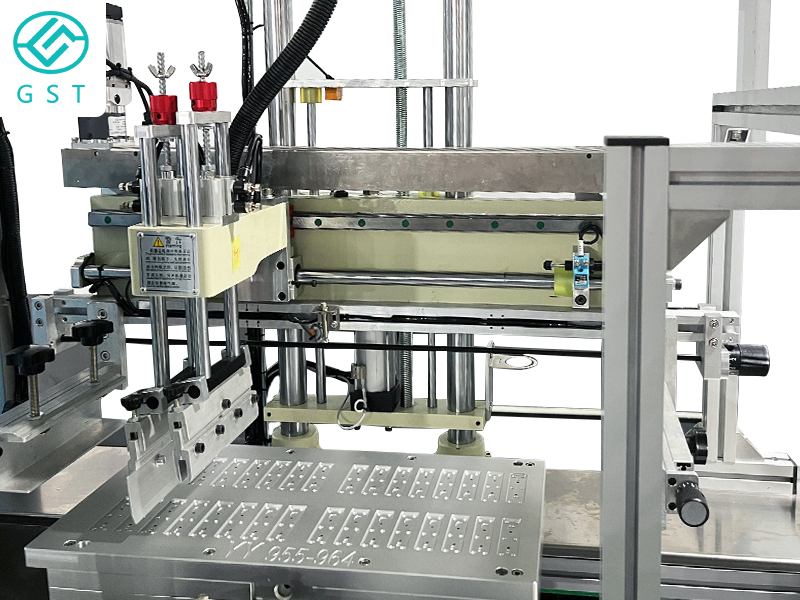 GST-Automatic assembly line for multi-dose strip test cards