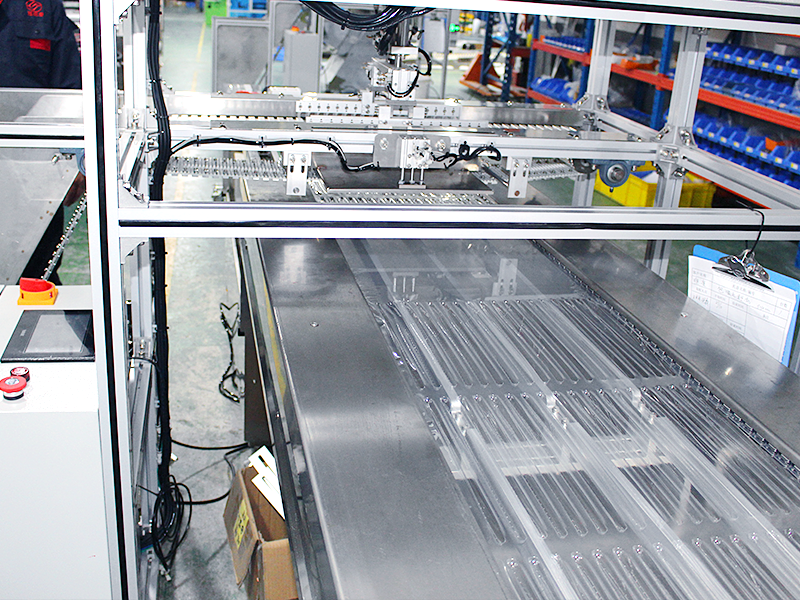 Features and applications of automatic blister packaging machine