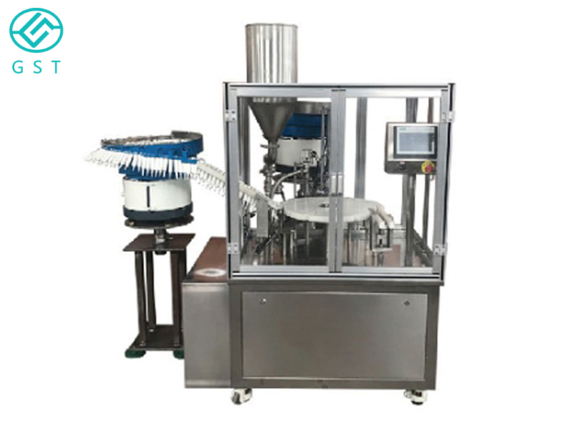 Medical biological laboratory consumables syringe automatic assembly machine