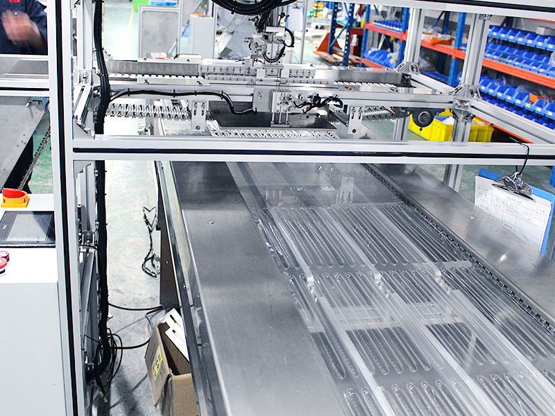 Fully automatic blister packaging machine for biological consumables to improve production efficiency