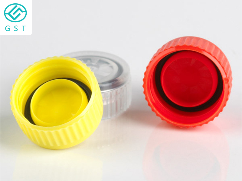 Automatic assembly machine for O-ring sealing gaskets for hardware fittings