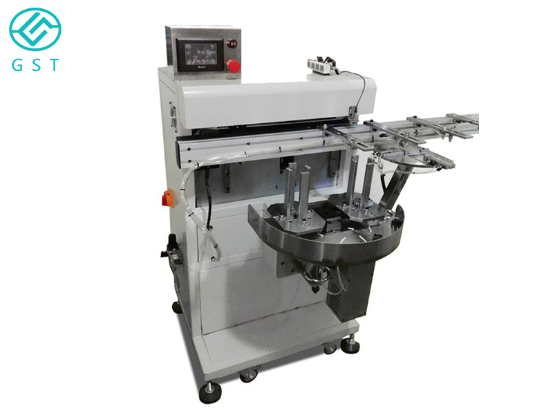 Automatic pick-and-place robot for punching machineAutomatic loading robot for intelligent manufacturing