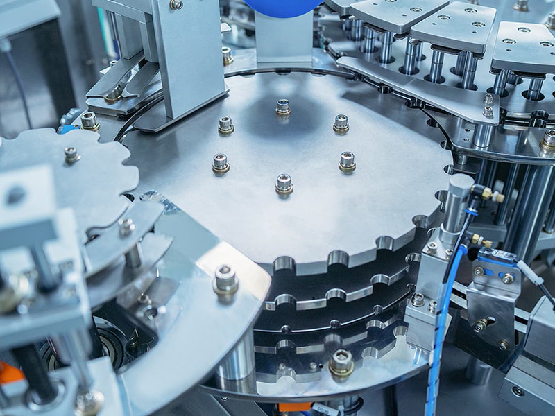 Medical laboratory biological consumables syringe automatic assembly machine