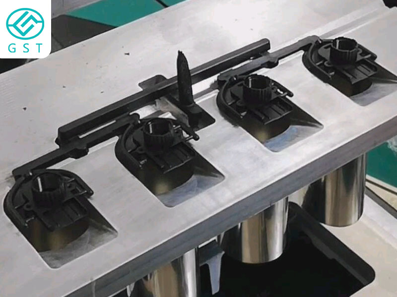 Automatic water notch cutting machine for injection molded parts | Automatic water notch removal solution for plastic products